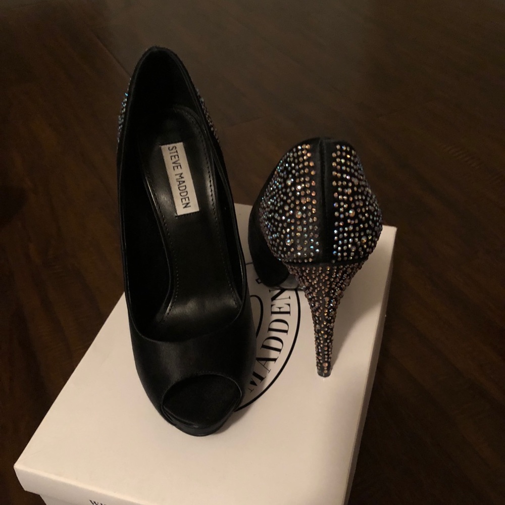 Steve Madden Sequin Peep Toe Pumps